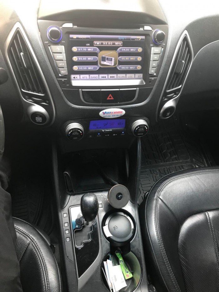 Bán Hyundai Tucson 2011, màu đen, biển TP, giá thương lượng, hổ trợ góp