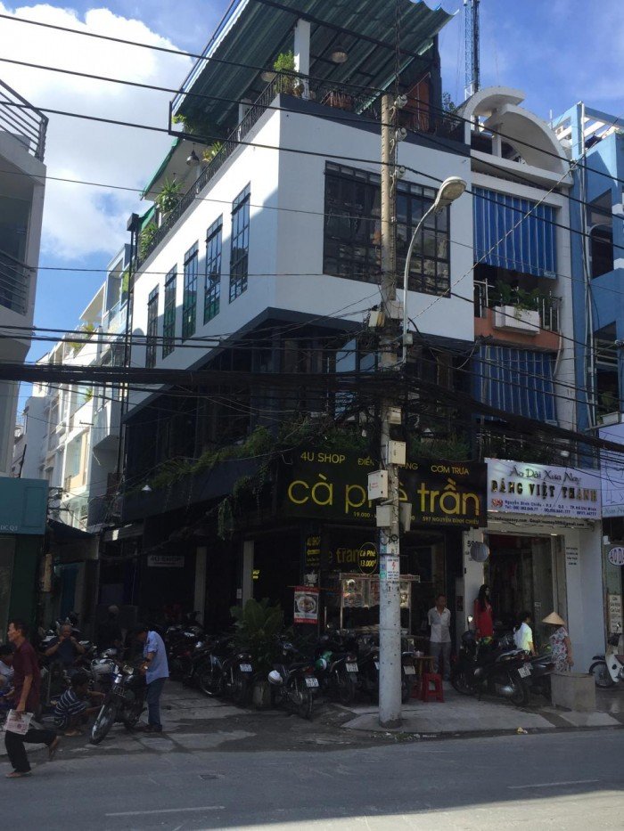 Cho thuê MB MT Nguyễn Đình Chiểu, Quận 3, 4x11m