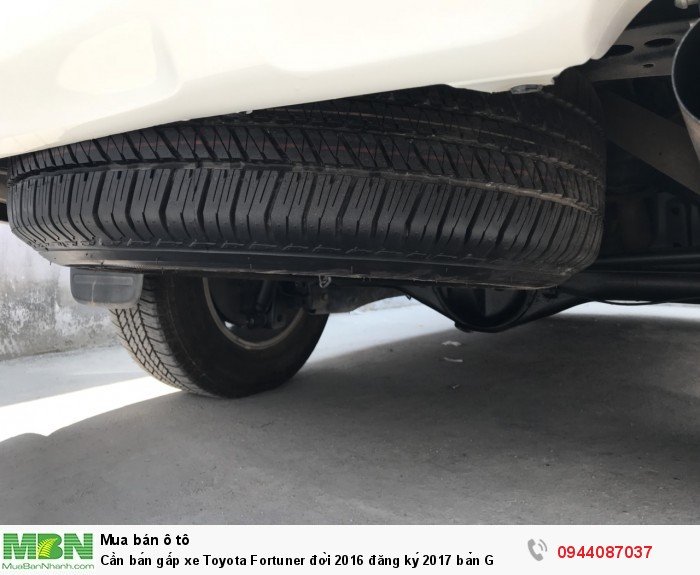 Cần bán gấp xe Toyota Fortuner đời 2016 đăng ký 2017 bản G