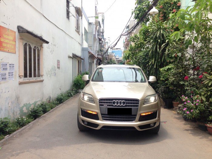 bán xe Audi Q7 4.2at 2009 màu vàng cát