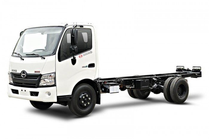 Xe tải Hino 1.9 tấn thùng siêu dài 4.5m