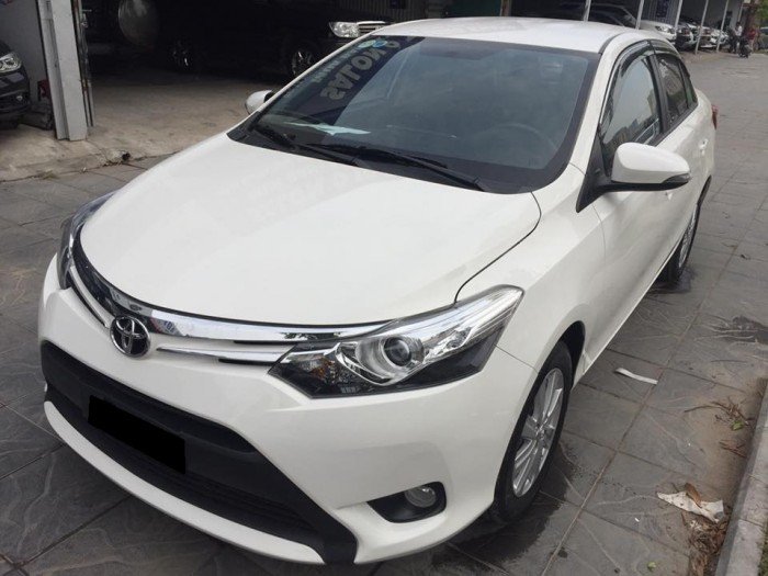 Cần bán xe Toyota Vios 2017 màu trắng bản G full
