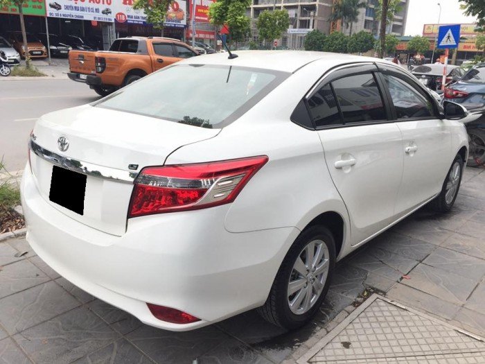 Cần bán xe Toyota Vios 2017 màu trắng bản G full