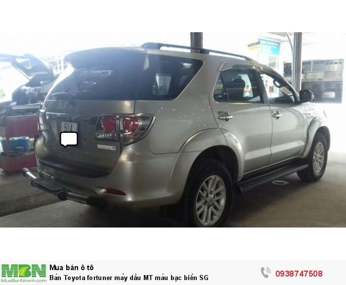 Bán Toyota fortuner máy dầu MT màu bạc biển SG