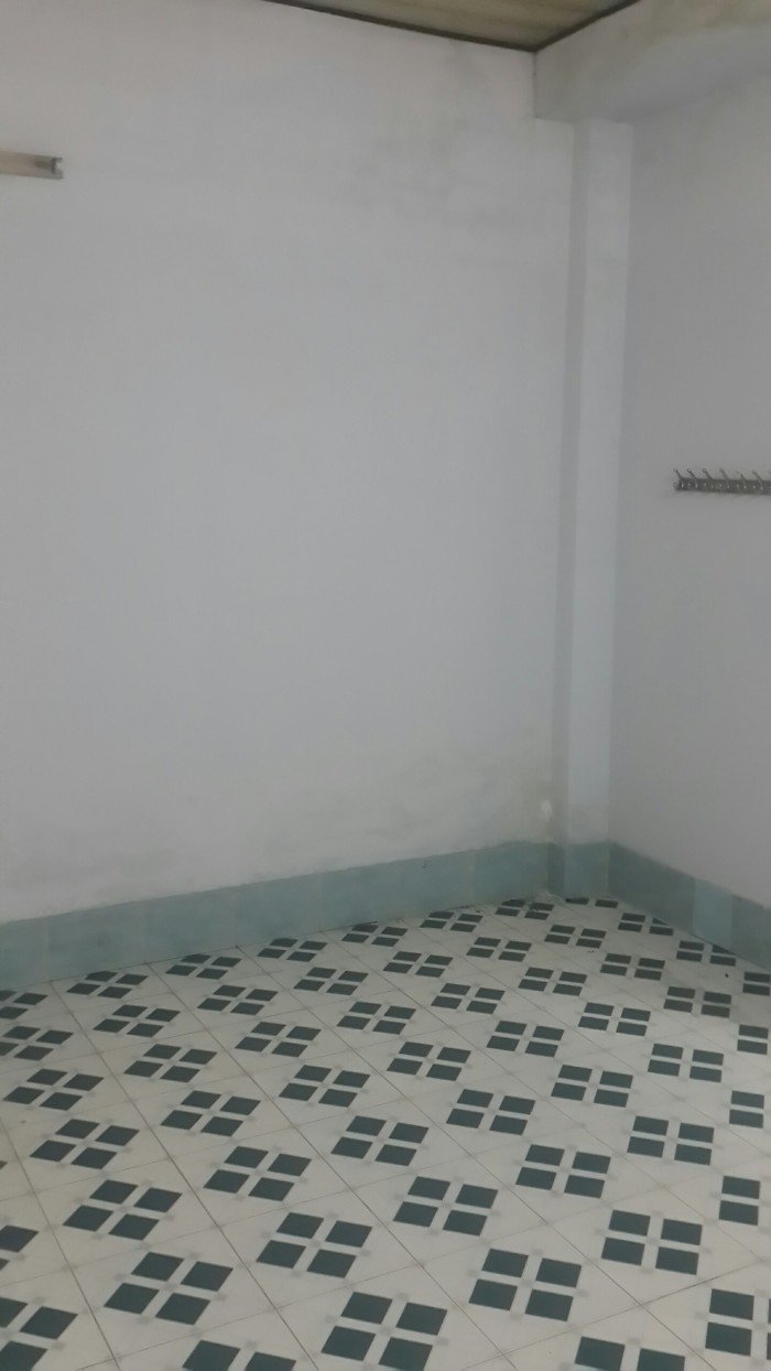 Cần bán gấp căn nhà 1 trệt 1 lầu tại P. Trung Dũng dt 75m2