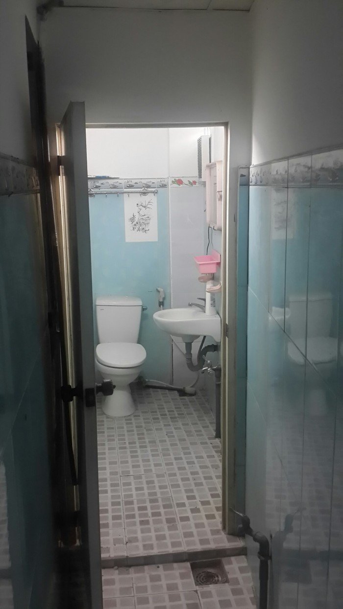 Cần bán gấp căn nhà 1 trệt 1 lầu tại P. Trung Dũng dt 75m2