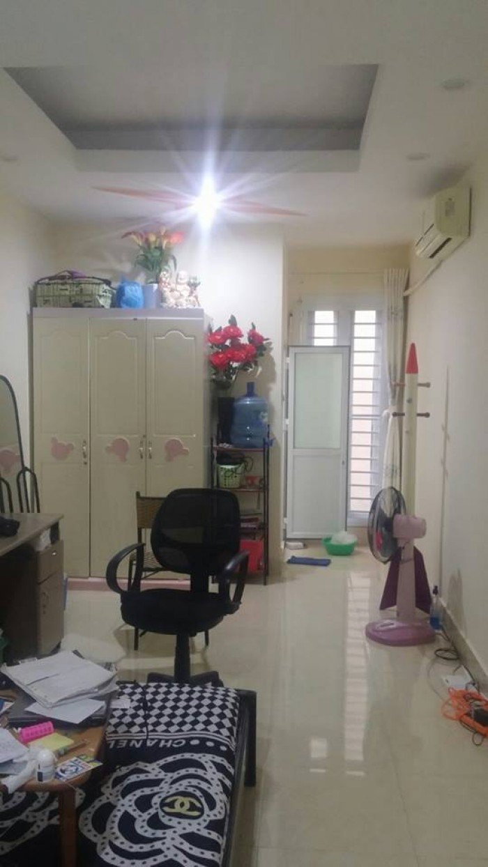 Bán nhà Trần Khát Chân 28m2 4 tầng mặt tiền 3,5m