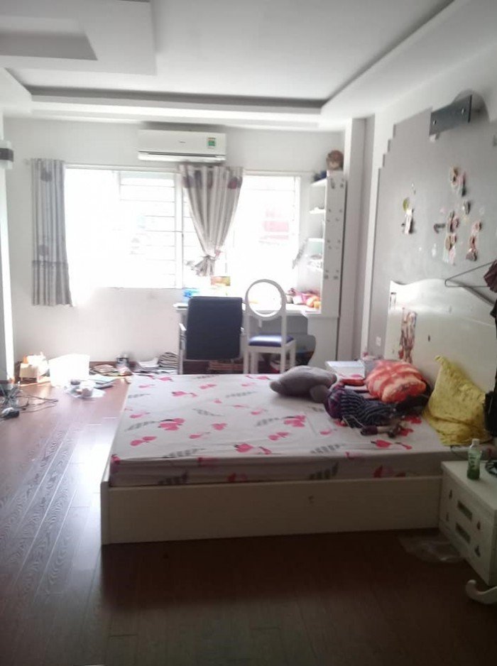 Bán nhà đẹp Thụy Khuê, ngõ thông, xe bagac tránh