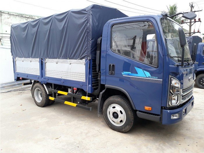 Xe Tai Derhan Tera 240 Tải Trọng 2,4 Tấn Chạy Trong Thành phố