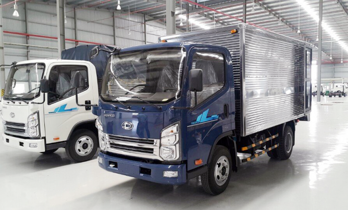Xe Tai Derhan Tera 240 Tải Trọng 2,4 Tấn Chạy Trong Thành phố