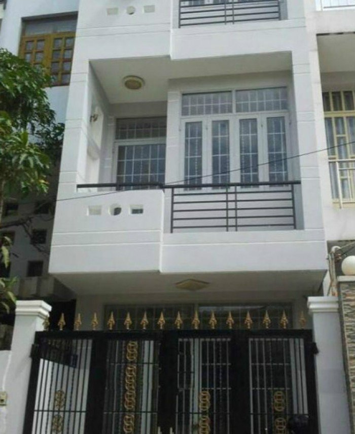 Bán nhà Bành Văn Trân, F7, Tân Bình, 100m2, hẻm 5m, thương lượng.