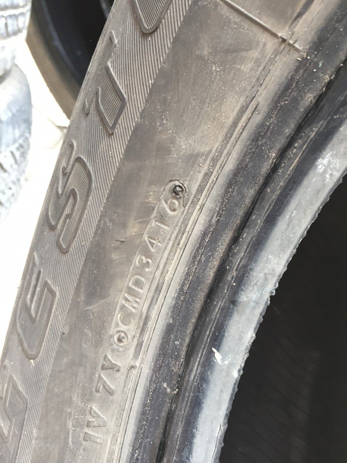 Lốp Bridgestone 265/65R17 99%, bảo hành như lốp mới
