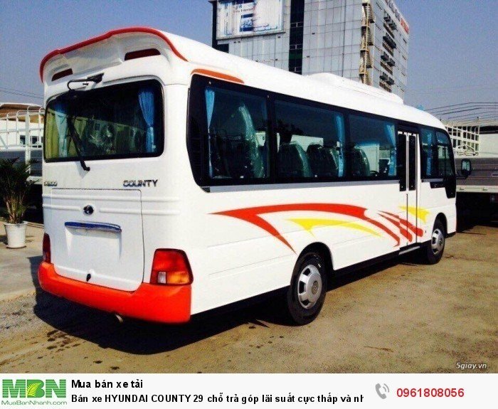 Bán xe HYUNDAI COUNTY 29 chỗ  trả góp lãi suất cực thấp và nhiều phần quà khuyến mãi