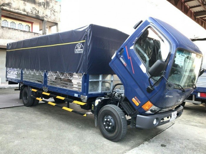Hyundai HD120SL 8T Thùng dài 6,3m,đời 2017 giá tốt nhất