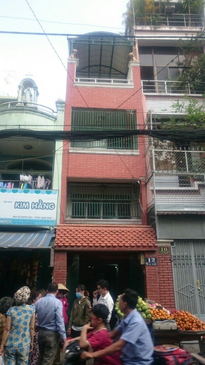 Cần tiền bán căn mặt tiền đường Huỳnh Khương An, Quận Gò Vấp