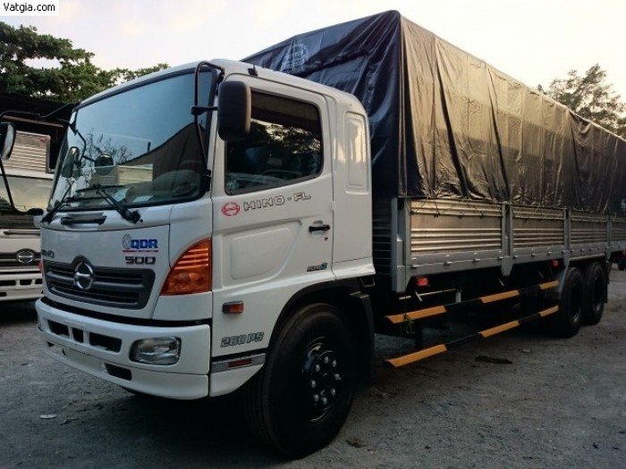 Hino FL8JPSA, 3 chân 16 tấn, Thùng dài 7.7m Hino FL8JPSL,3 chân 16 tấn, thùng dài 9.4m.