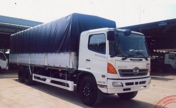 Hino FL8JPSA, 3 chân 16 tấn, Thùng dài 7.7m Hino FL8JPSL,3 chân 16 tấn, thùng dài 9.4m.