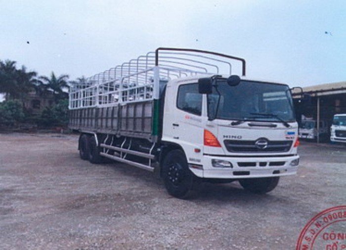 Hino FL8JPSA, 3 chân 16 tấn, Thùng dài 7.7m Hino FL8JPSL,3 chân 16 tấn, thùng dài 9.4m.
