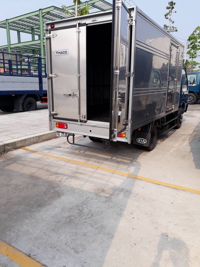 Cần bán xe tải Kia 1 tấn 4 , chạy thành phố, giá cạnh tranh