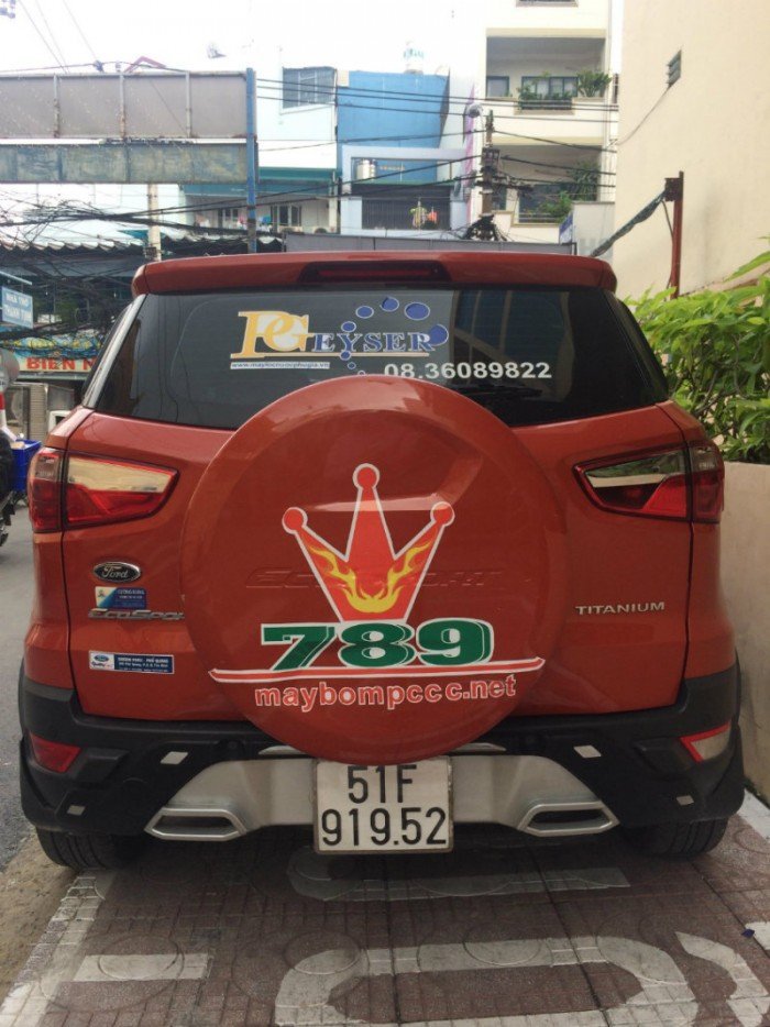 Bán xe Ecosport Titanium 2016 hcm chạy 23000km nôi thất đẹp