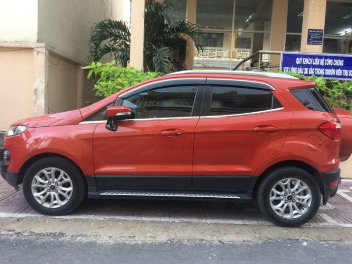 Bán xe Ecosport Titanium 2016 hcm chạy 23000km nôi thất đẹp