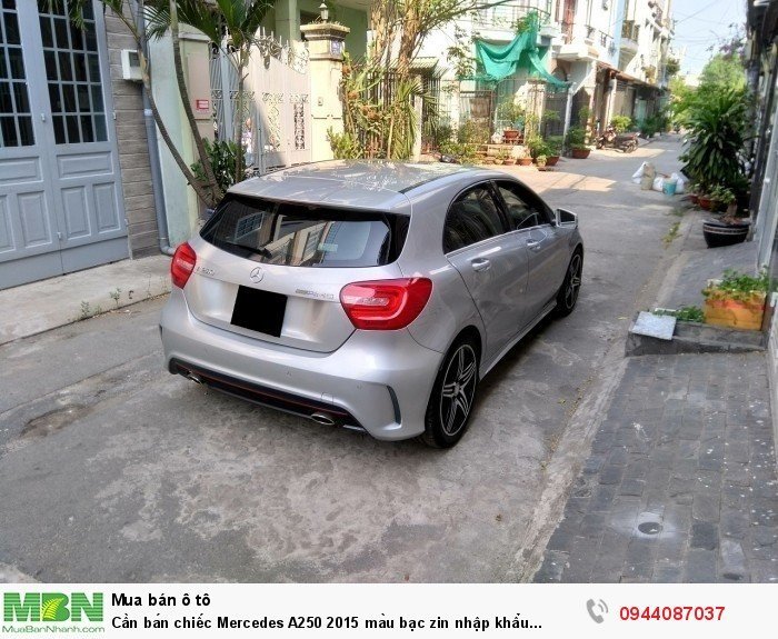 Cần bán chiếc Mercedes A250 2015 màu bạc zin nhập khẩu Đức