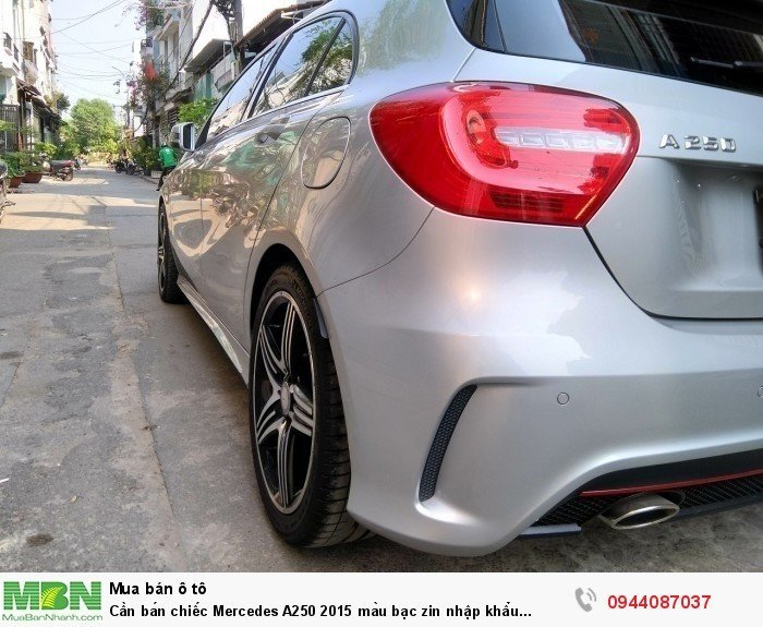 Cần bán chiếc Mercedes A250 2015 màu bạc zin nhập khẩu Đức