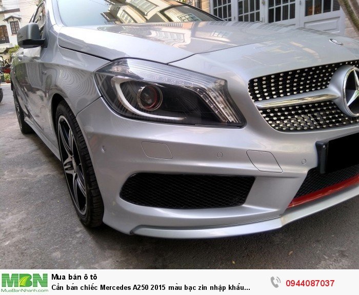 Cần bán chiếc Mercedes A250 2015 màu bạc zin nhập khẩu Đức