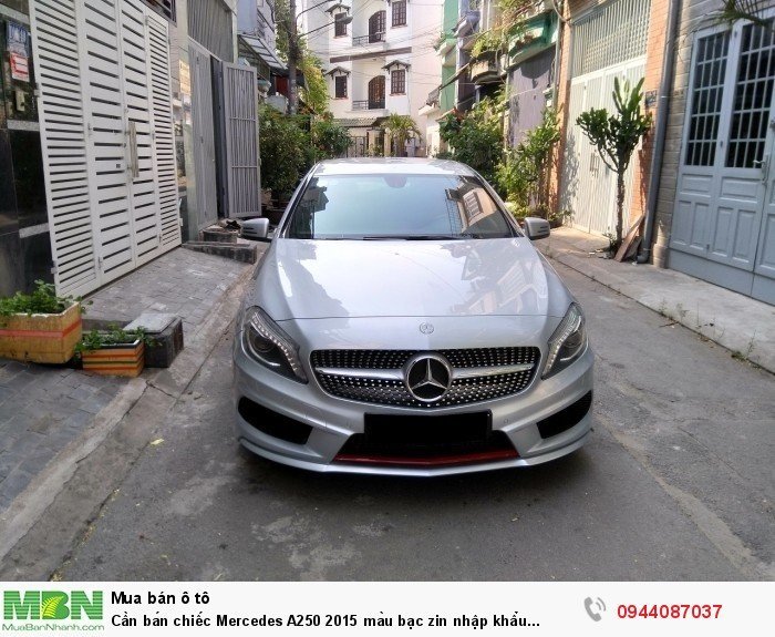 Cần bán chiếc Mercedes A250 2015 màu bạc zin nhập khẩu Đức