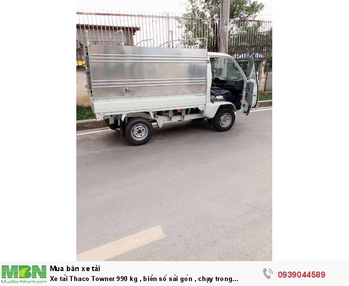 Xe tải Thaco Towner 990 kg , biển số sài gòn , chạy trong thành phố, giá tốt nhất , thùng kín , chở  phụ tùng