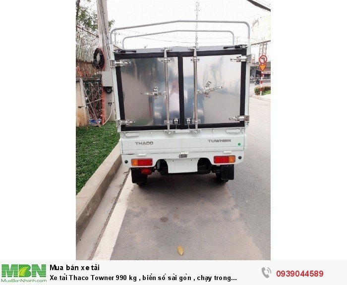 Xe tải Thaco Towner 990 kg , biển số sài gòn , chạy trong thành phố, giá tốt nhất , thùng kín , chở  phụ tùng