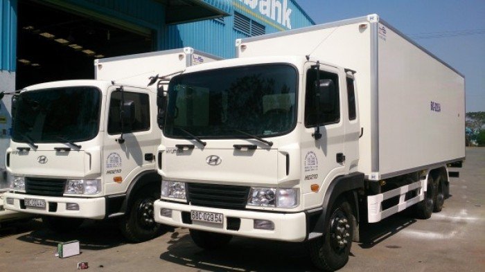 Bán xe tải Huyndai HD210 thùng đông lạnh nhập khẩu giá tốt