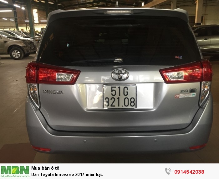 Bán Toyata Innova sx 2017 màu bạc
