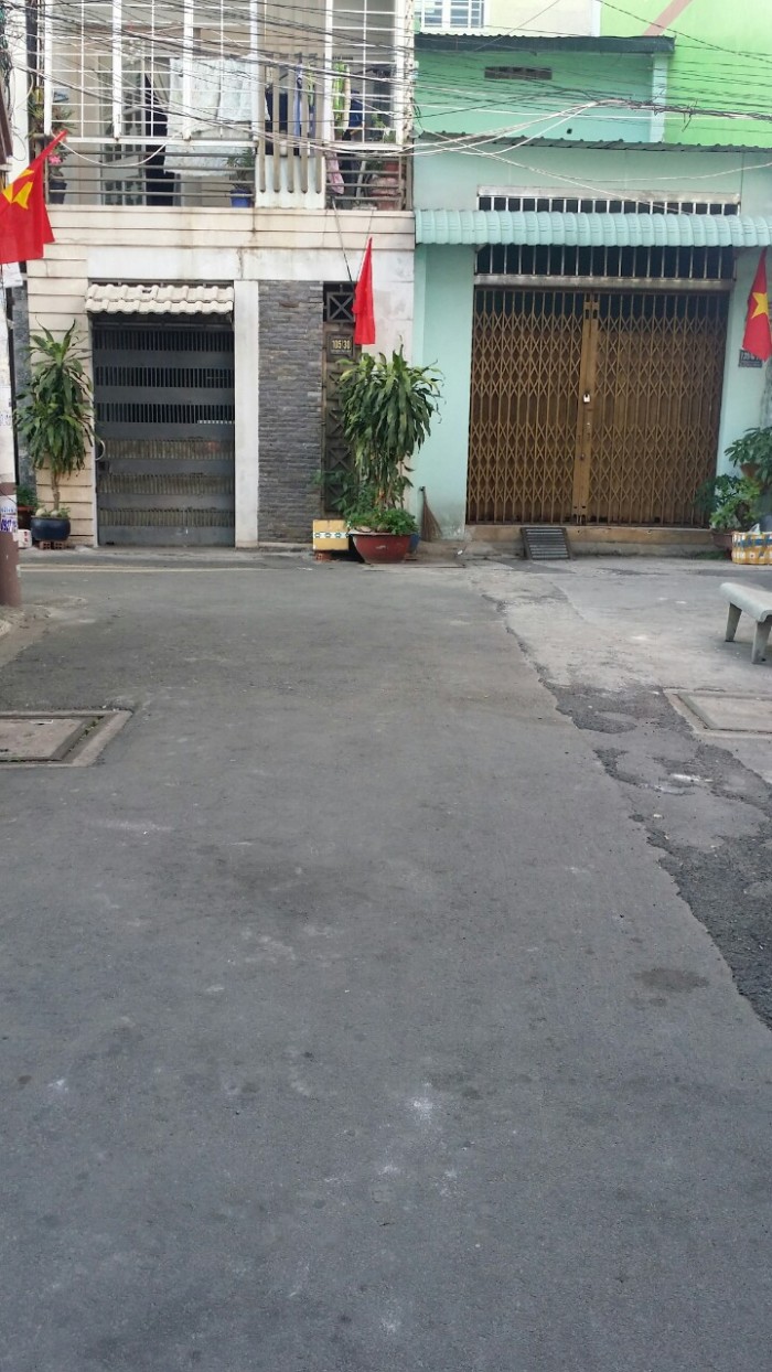 Nhà giá rẻ 139/ Dương Văn Dương,DT 4m x 13,3m, P.Tân Quý