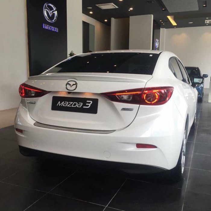 Xe Mazda 3 mới 100%