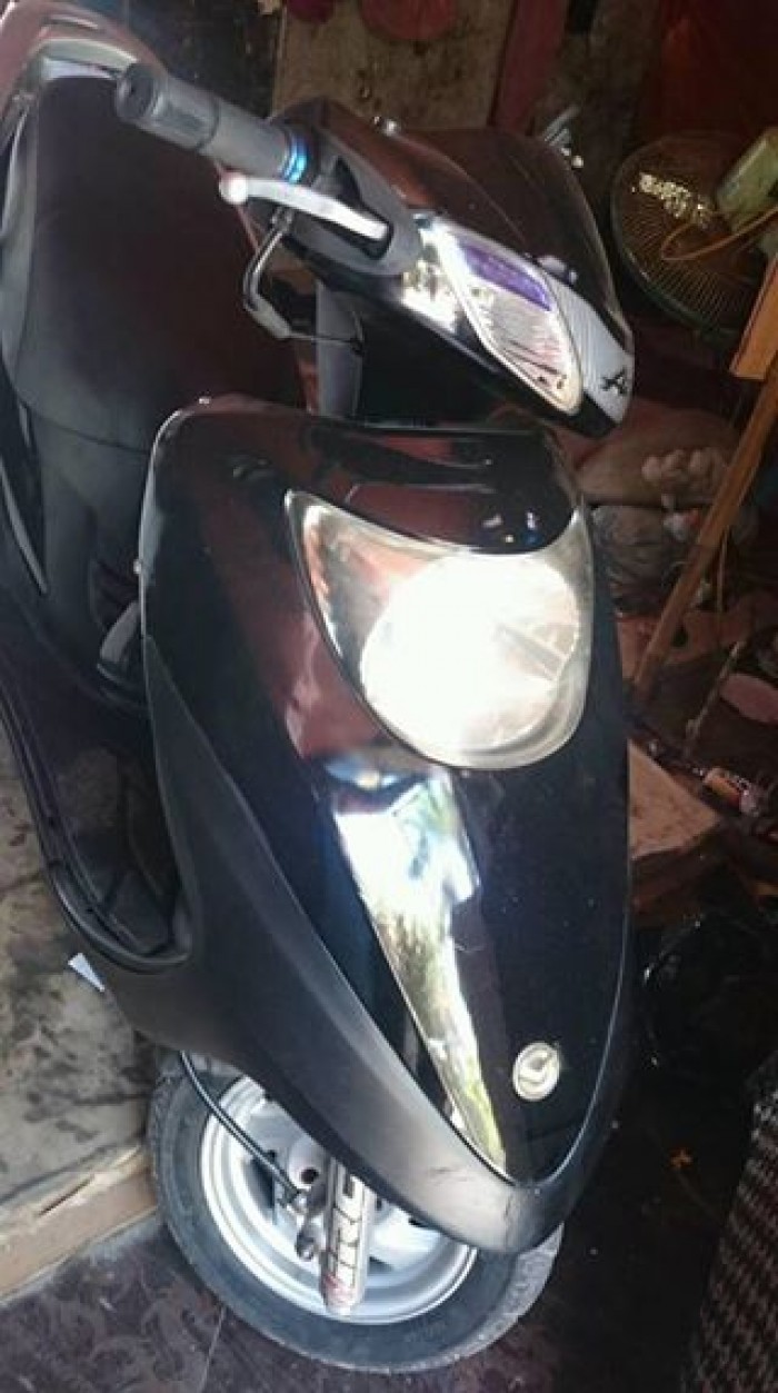 Bán xe Victoria SYM Chân bấm máy êm chạy mạnh xe mới thay nhìu đồ mới