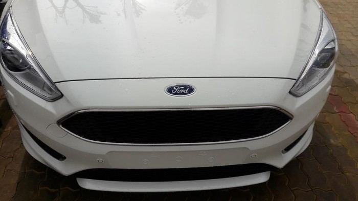 Củ Chi bán Ford Focus 2018 cực đẹp 5 cửa thể thao, hỗ trợ vay 90% giao xe nhanh.