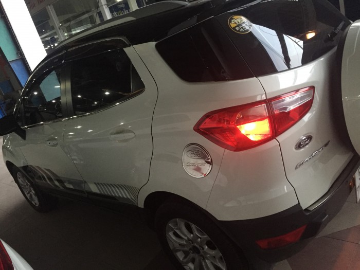 Bán Ford Ecosport sx 2016 titanium màu trắng
