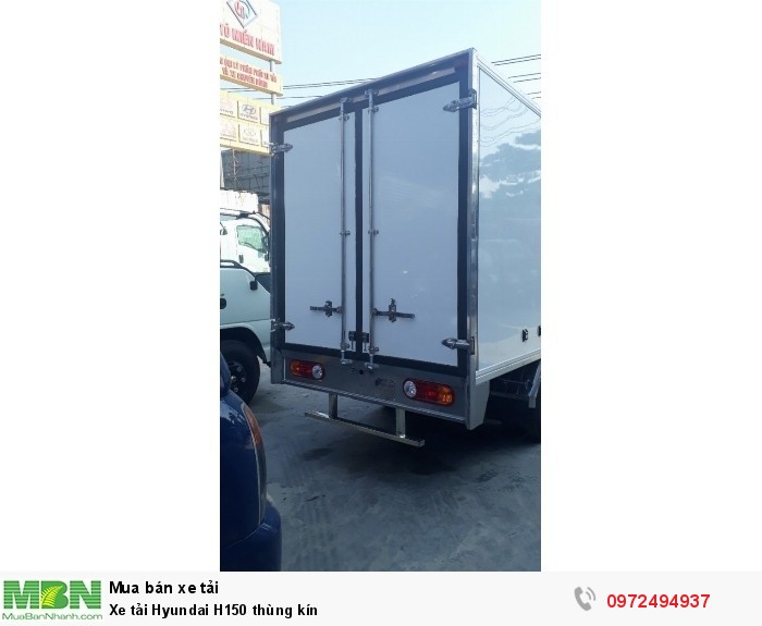 Xe tải Hyundai H150 thùng kín