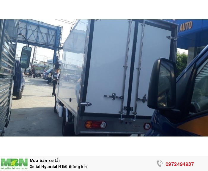 Xe tải Hyundai H150 thùng kín