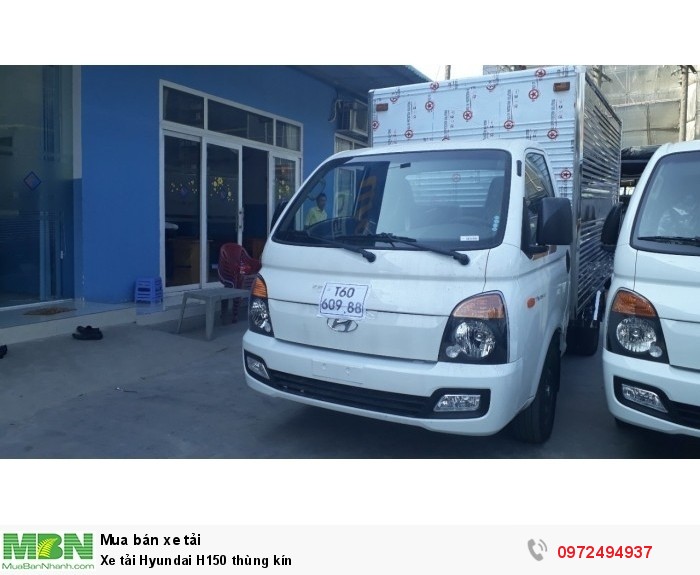 Xe tải Hyundai H150 thùng kín