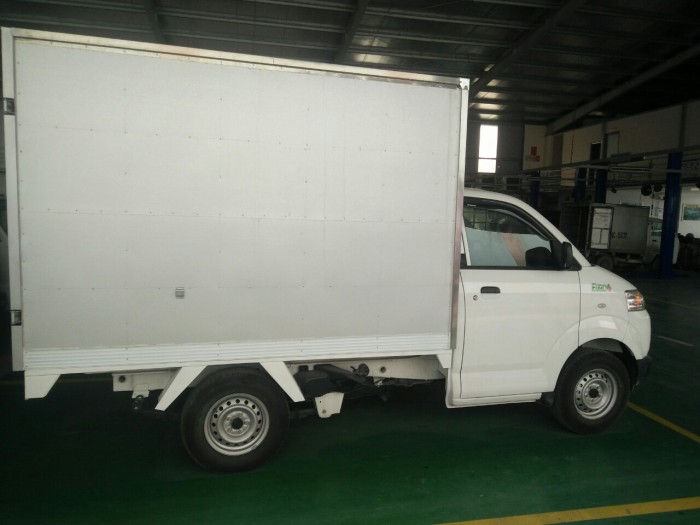 Xe tải Suzuki 7 tạ Thùng kín xe nhập gía rẻ Tại Hà Nội
