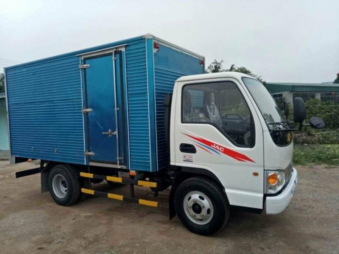 Xe tải JAC 2,4 tấn chính hãng trả góp 70% xe