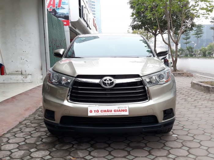 Toyota Highlander LE 2.7L sx 2014