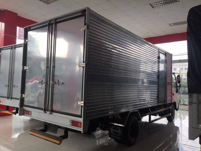 Bán xe tải Hino 650l mới 2017 tải trọng 1,8 tấn, giá rẻ nhất thị trường