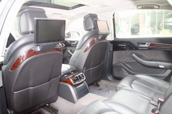 Audi A8 4.2 Quattro, sx 2010, đăng kí 2011, màu xanh, nhập nguyên chiếc tại Đức.