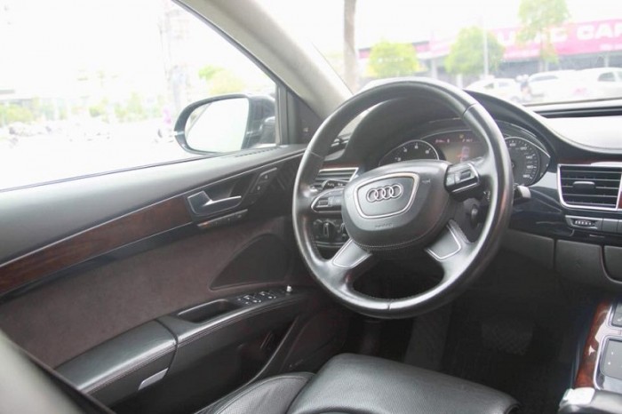 Audi A8 4.2 Quattro, sx 2010, đăng kí 2011, màu xanh, nhập nguyên chiếc tại Đức.
