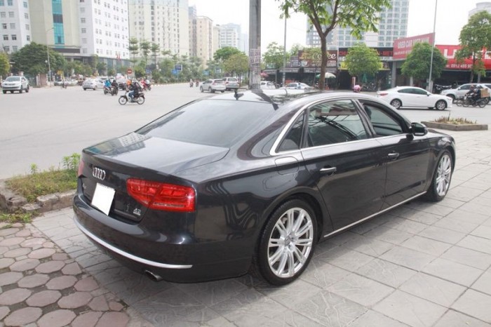Audi A8 4.2 Quattro, sx 2010, đăng kí 2011, màu xanh, nhập nguyên chiếc tại Đức.