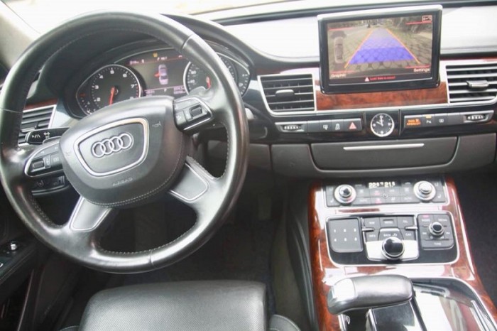 Audi A8 4.2 Quattro, sx 2010, đăng kí 2011, màu xanh, nhập nguyên chiếc tại Đức.