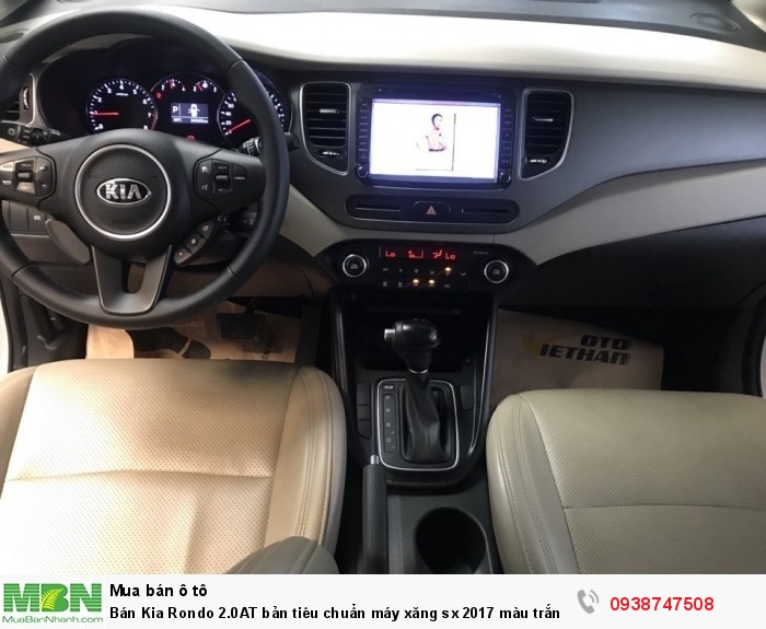 Bán Kia Rondo 2.0AT bản tiêu chuẩn máy xăng sx 2017 màu trắng